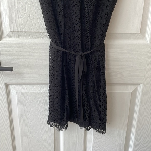 LC Lauren Conrad Make Believe lace dress - Picture 4 of 7